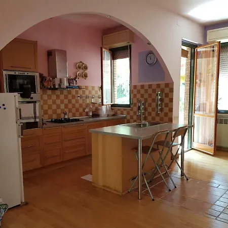 Casa Mirella Apartment *